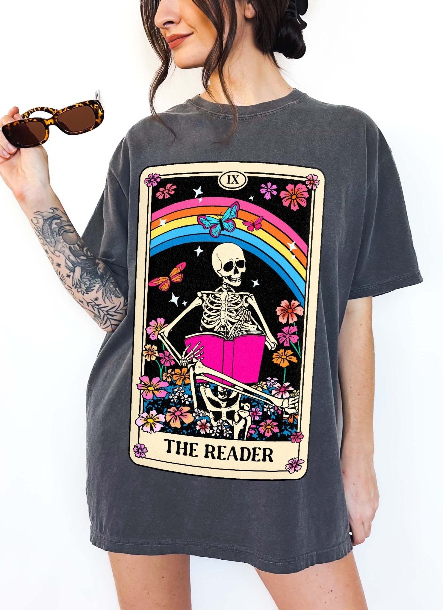 The Reader Tarot Tee - UntamedEgo LLC.