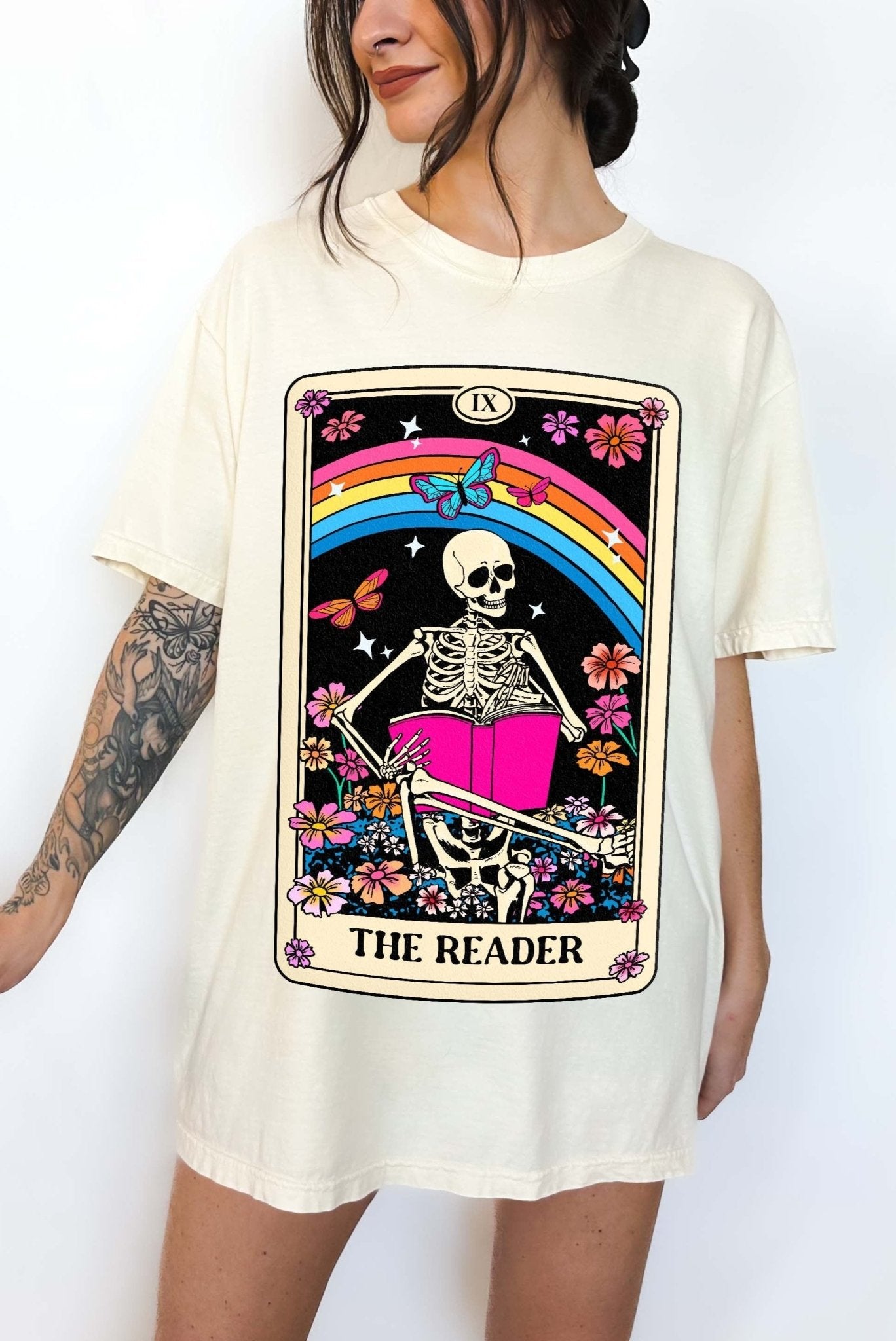 The Reader Tarot Tee - UntamedEgo LLC.