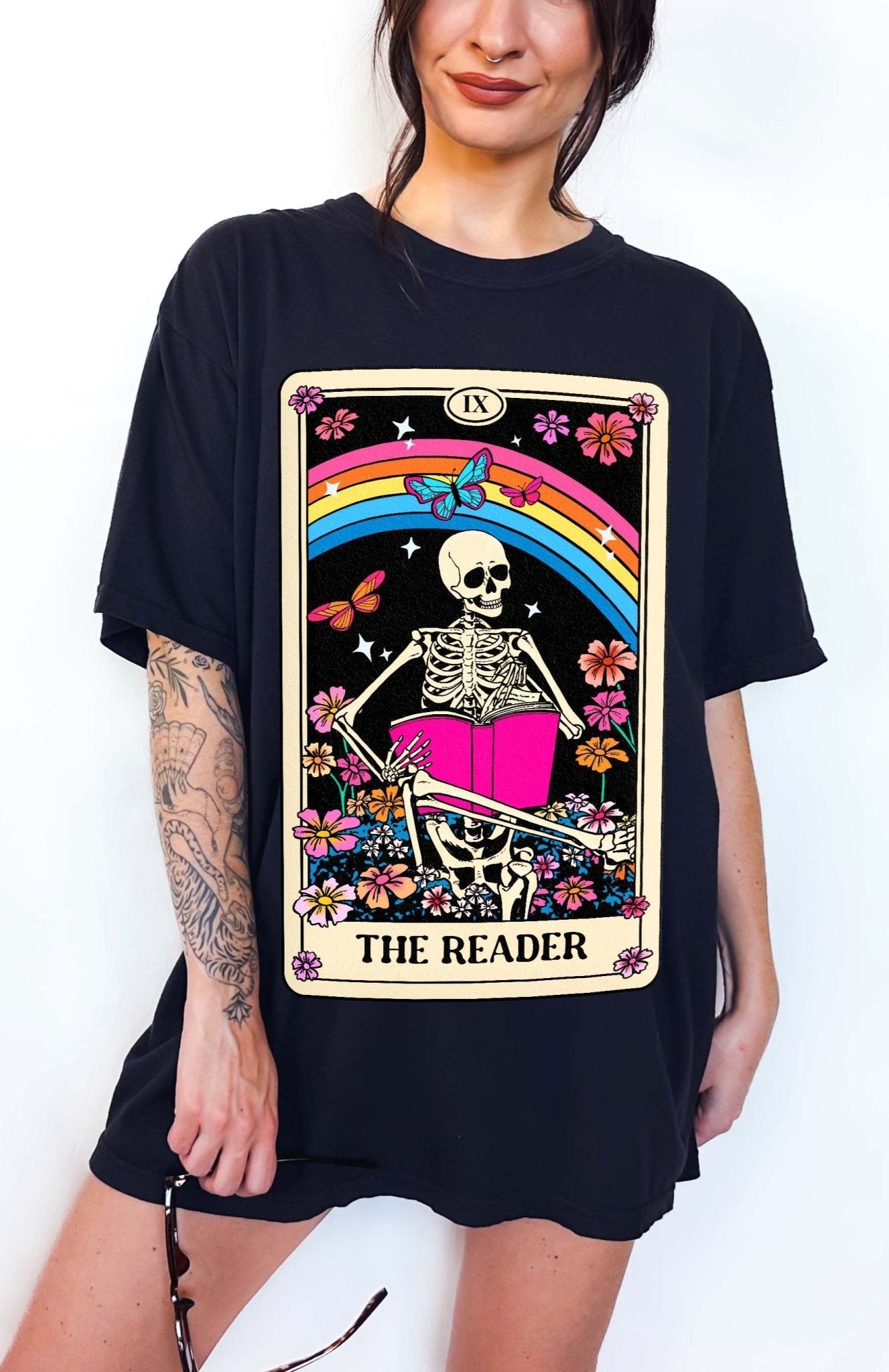 The Reader Tarot Tee - UntamedEgo LLC.