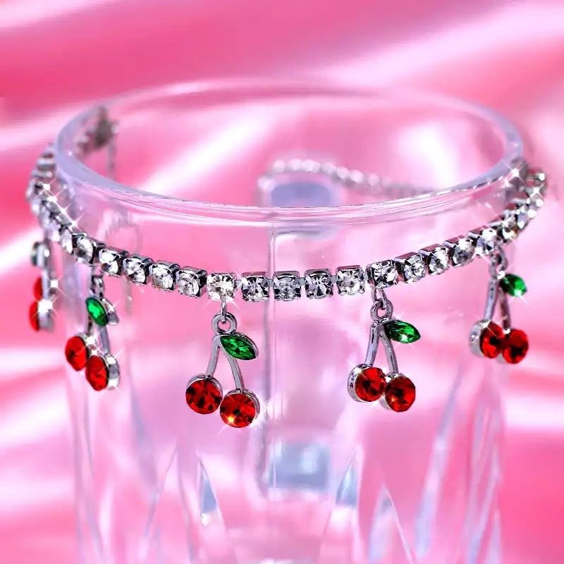How to make a cherry bracelet with glass beads seed beads - YouTube