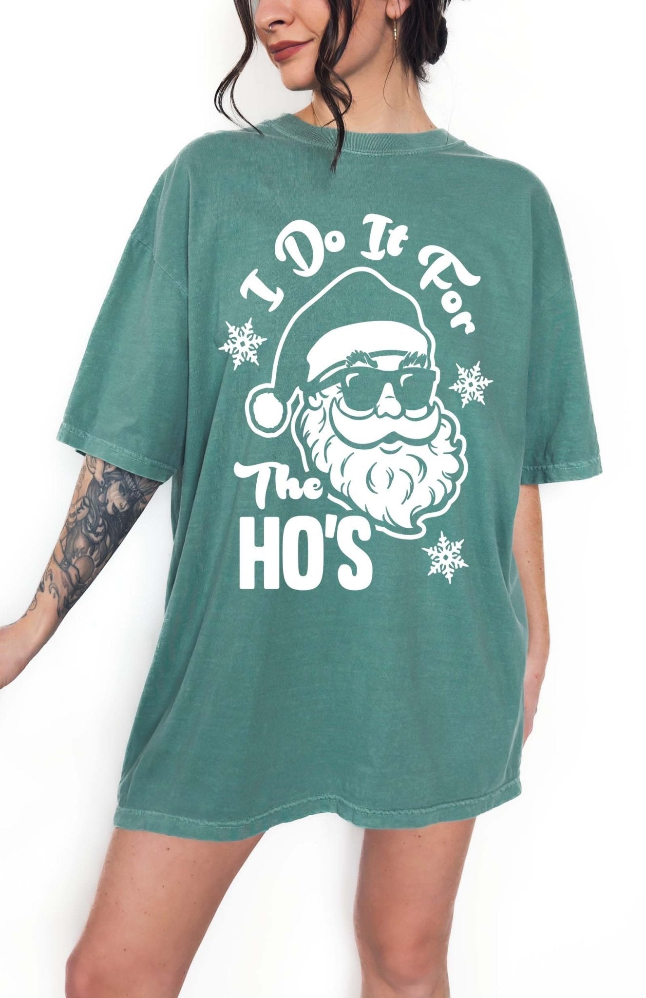 I Do It For The Ho's Christmas Santa Unisex Tee - UntamedEgo LLC.